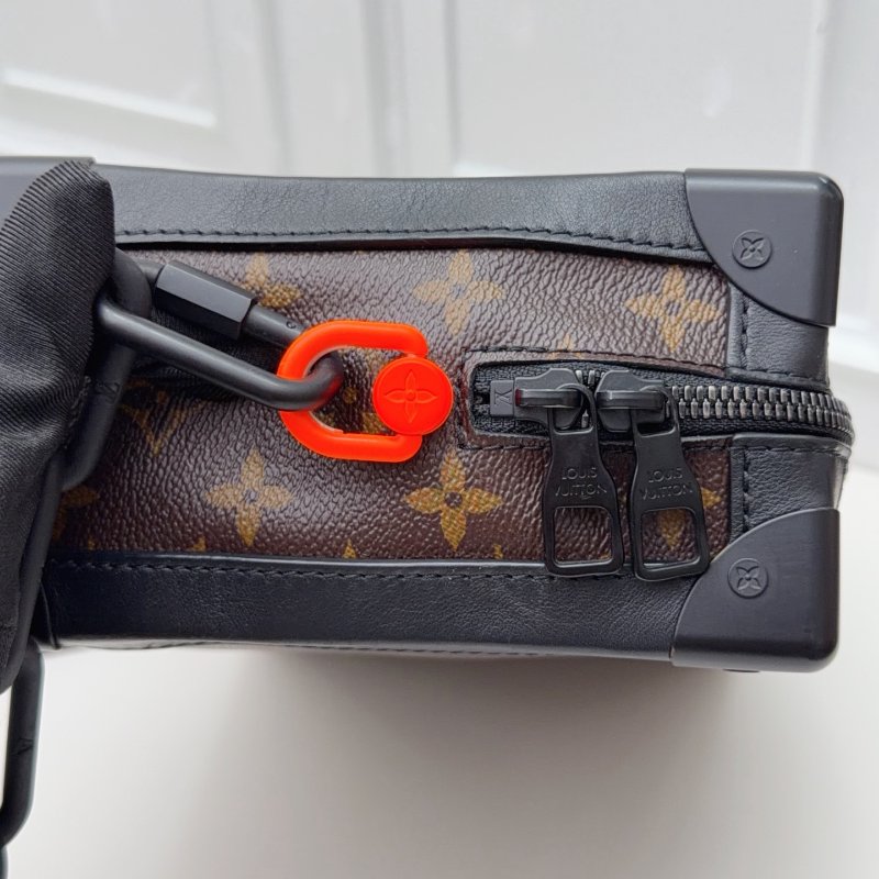 路易威登/Louis Vuitton soft trunk 中號軟盒子包-10