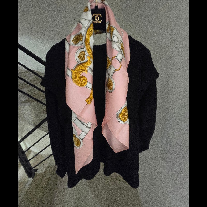 Gucci 古馳 100％真絲 粉色 圍巾 絲巾 披肩-1
