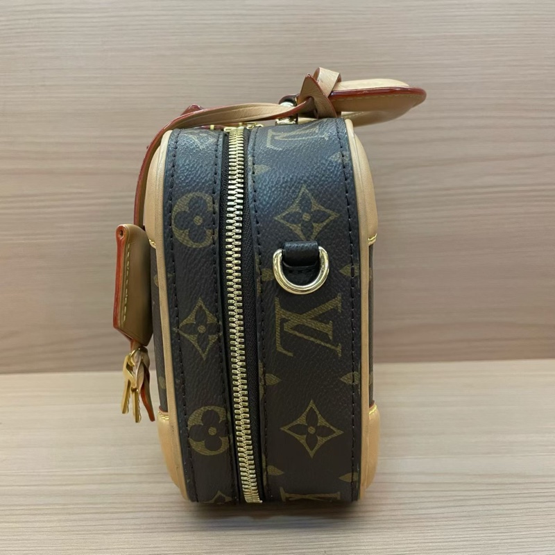 LV路易威登Luggage老花硬盒子包 芯片款 经典老花配色 硬箱设计 气质百搭 有肩带 可单肩可斜挎可手提 尺寸底長20*高16*寬寬8* 有塵袋 無盒子-3