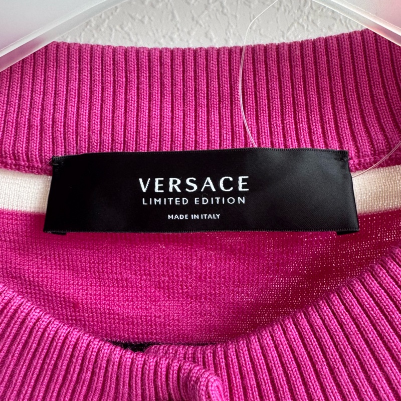 Versace 粉色針織兔子圖案上衣❤️‍🔥38號-1