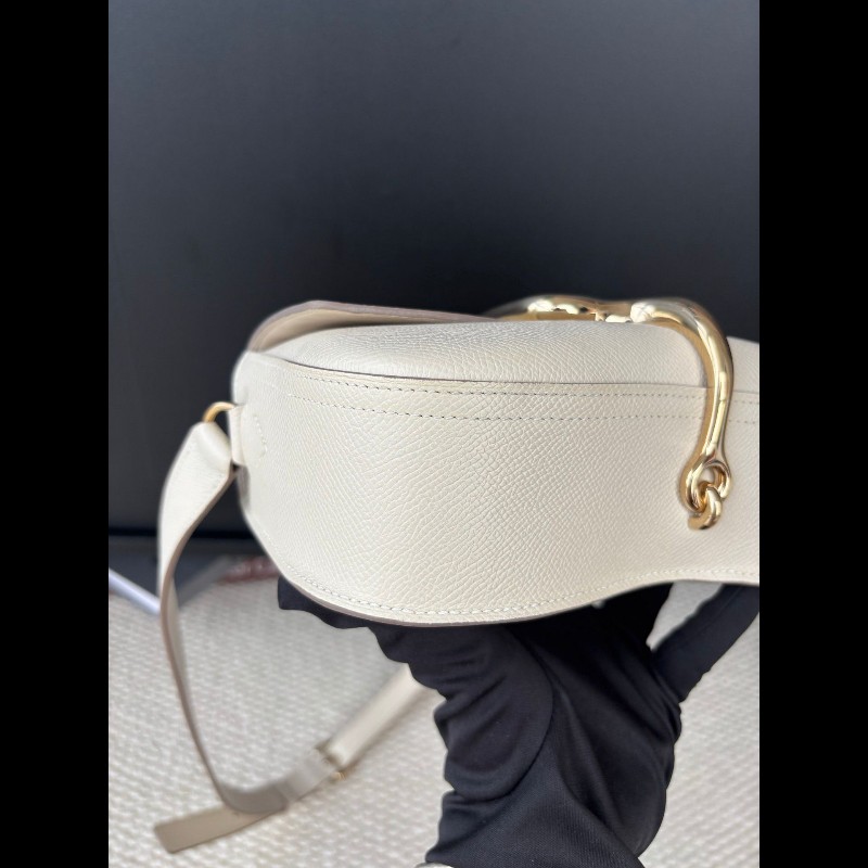 Hermes Della Elan
横版屁股包 奶昔白 
epsom皮-2