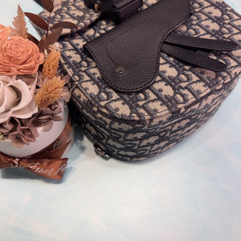 DIOR Gallop Sling馬鞍斜背包-9