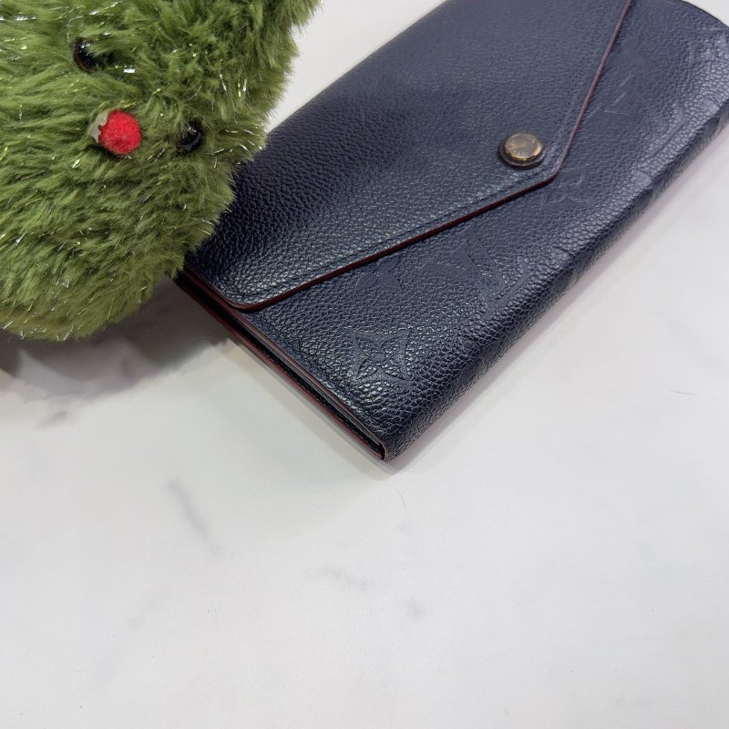 LV Sarah 海軍藍牛皮信封釦式長夾-9