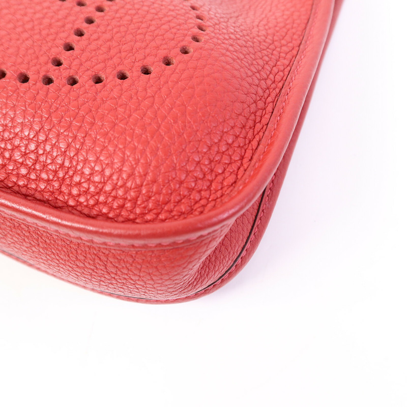 HERMES Clemence皮革Evelyne TPM肩背袋Rouge Vif-10
