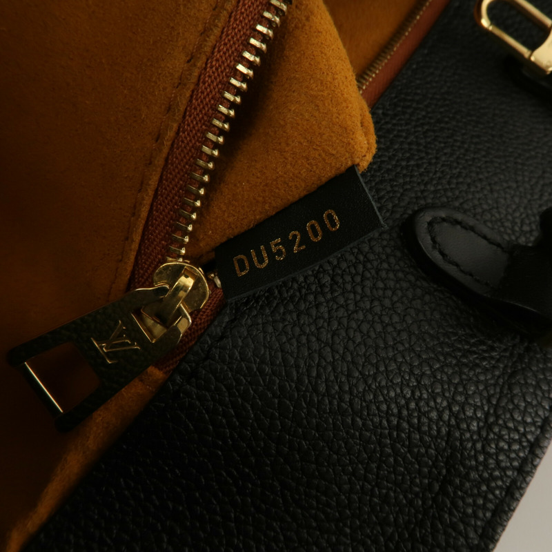 LOUIS VUITTON Monogram Empreinte On The Go GM手挽肩背兩用袋-6