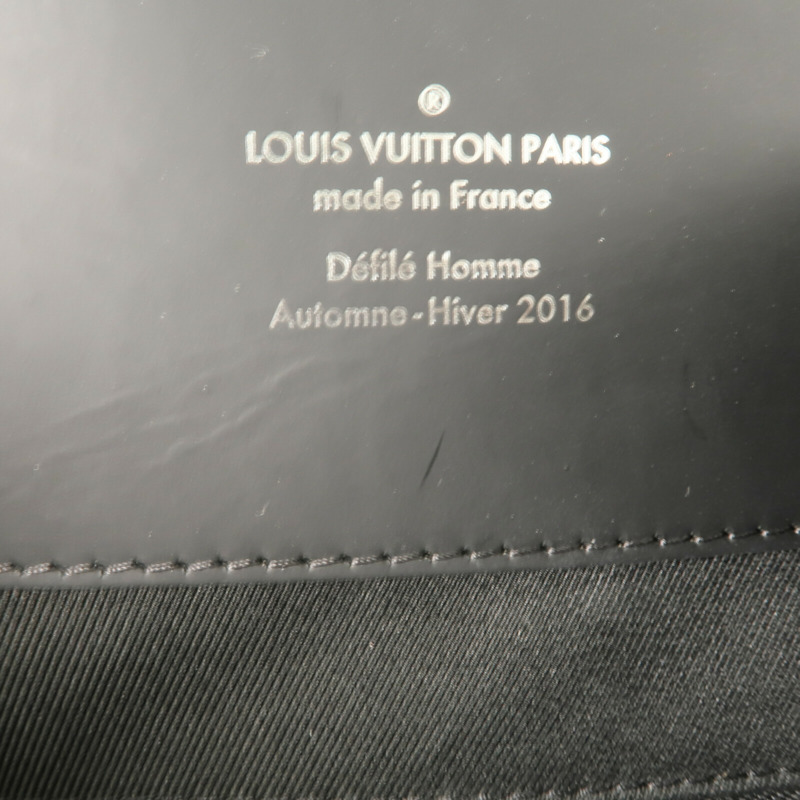LOUIS VUITTON Monogram Eclipse Maxi Noe Sling背包-5