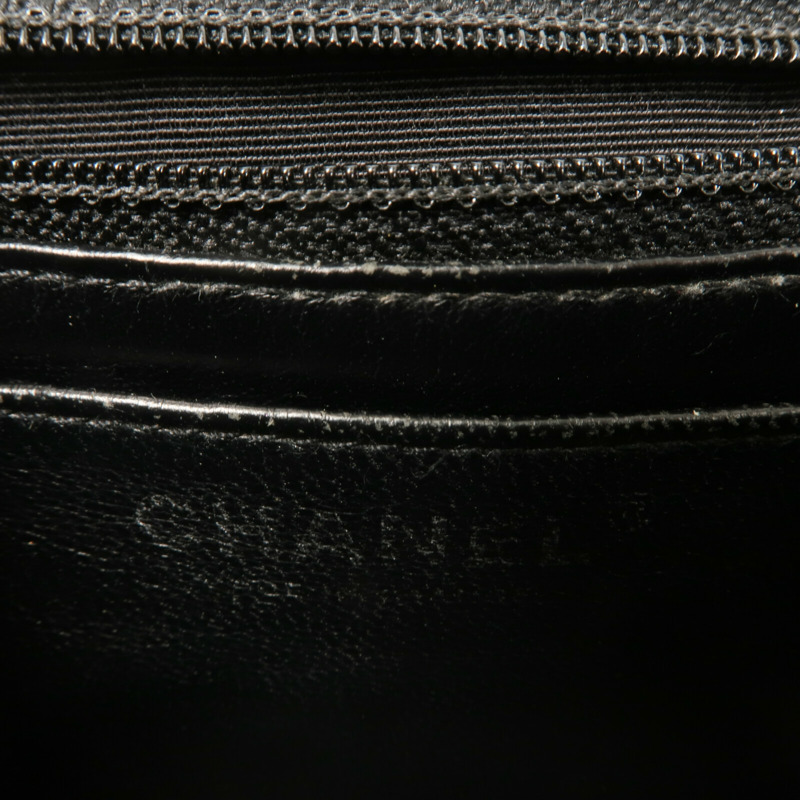 CHANEL 牛皮皮革Classic 17鏈帶肩背袋-6