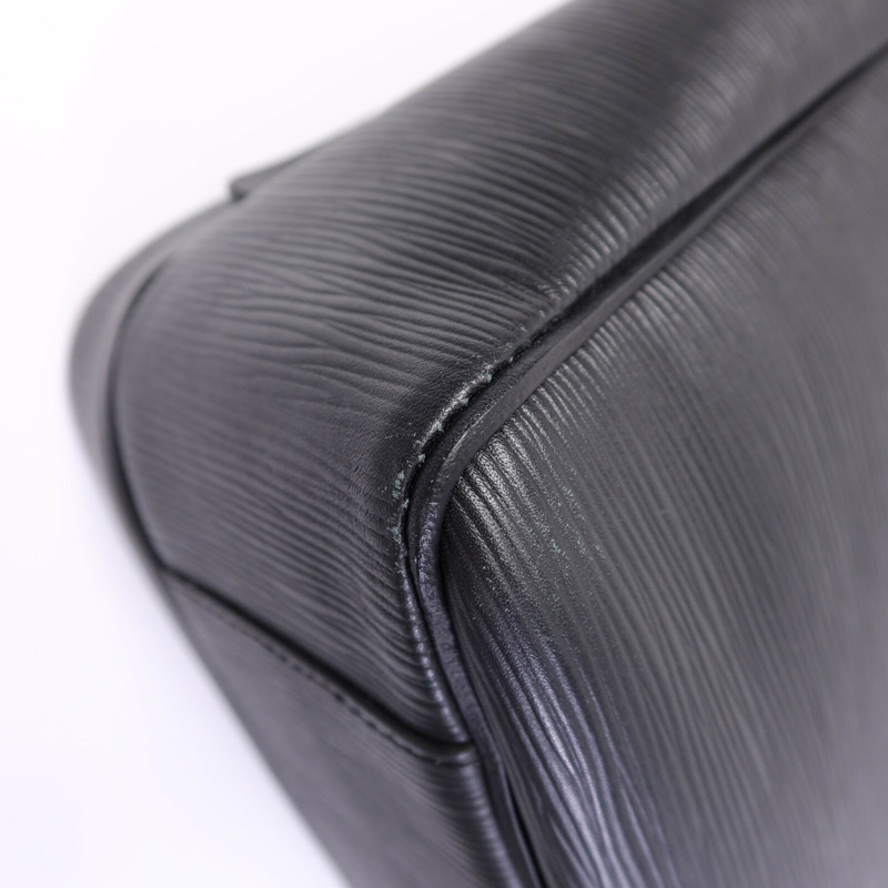 LOUIS VUITTON Epi Vassili GM手挽袋-14