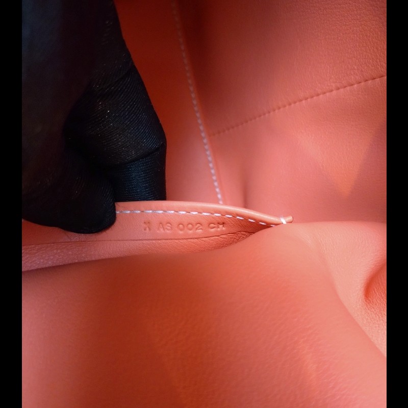 Hermes 銀釦龍蝦粉皮革牛奶盒包 toolbox 20-23