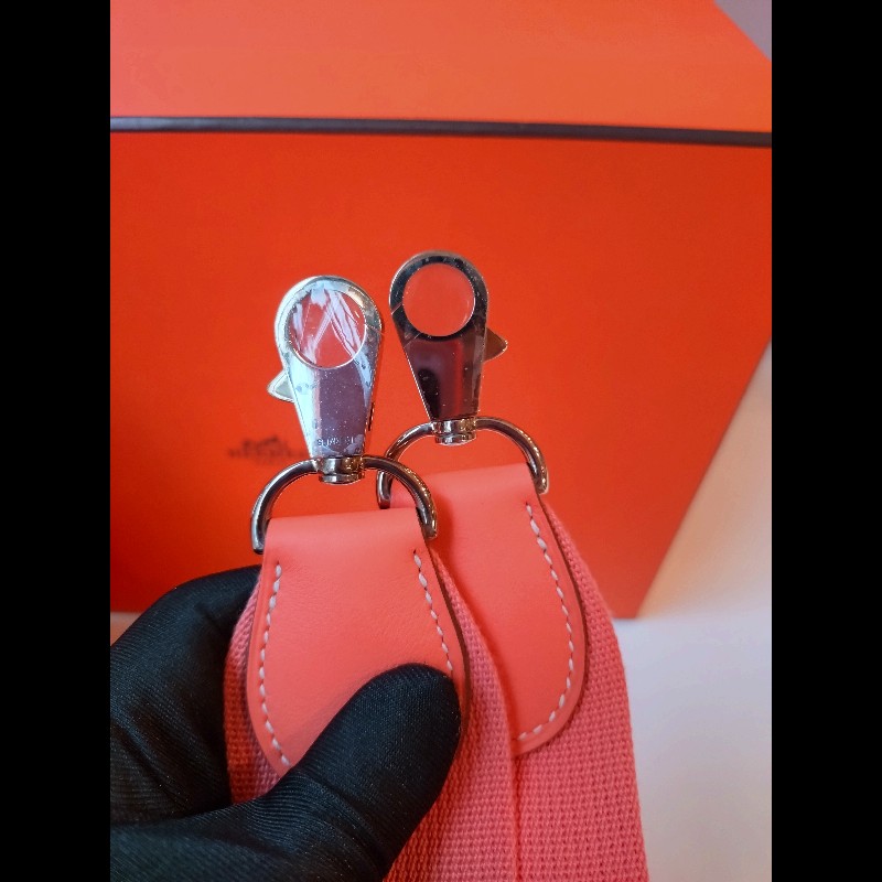 Hermes 銀釦龍蝦粉皮革牛奶盒包 toolbox 20-28