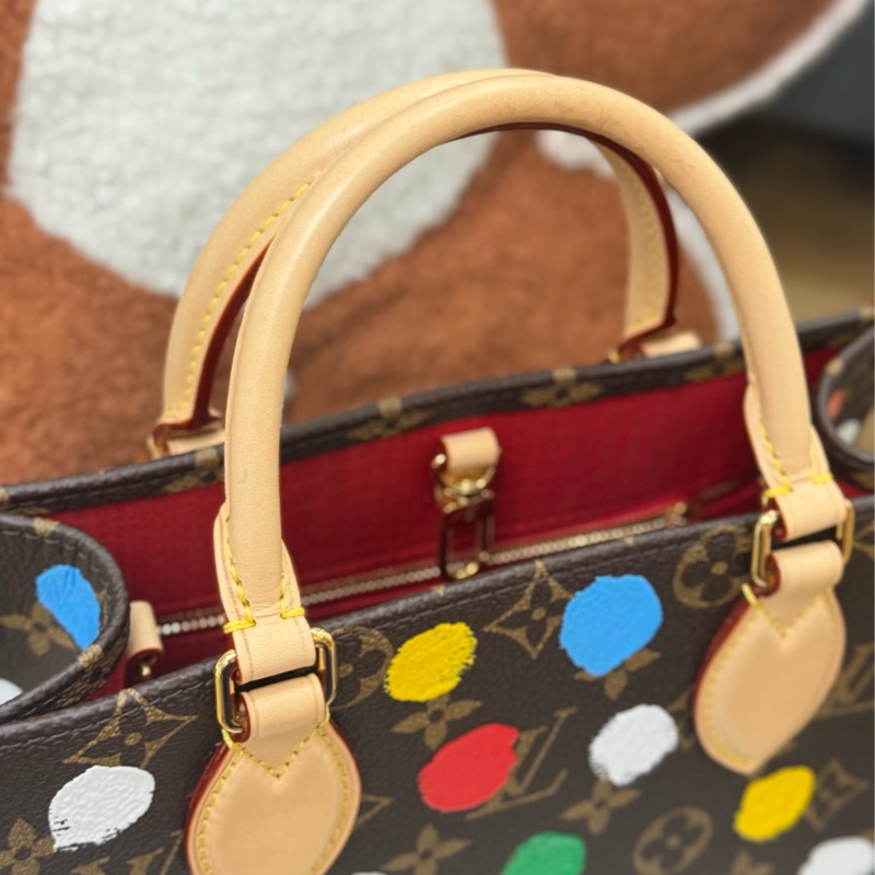 Lv on the go 草間彌生聯名 PM-5