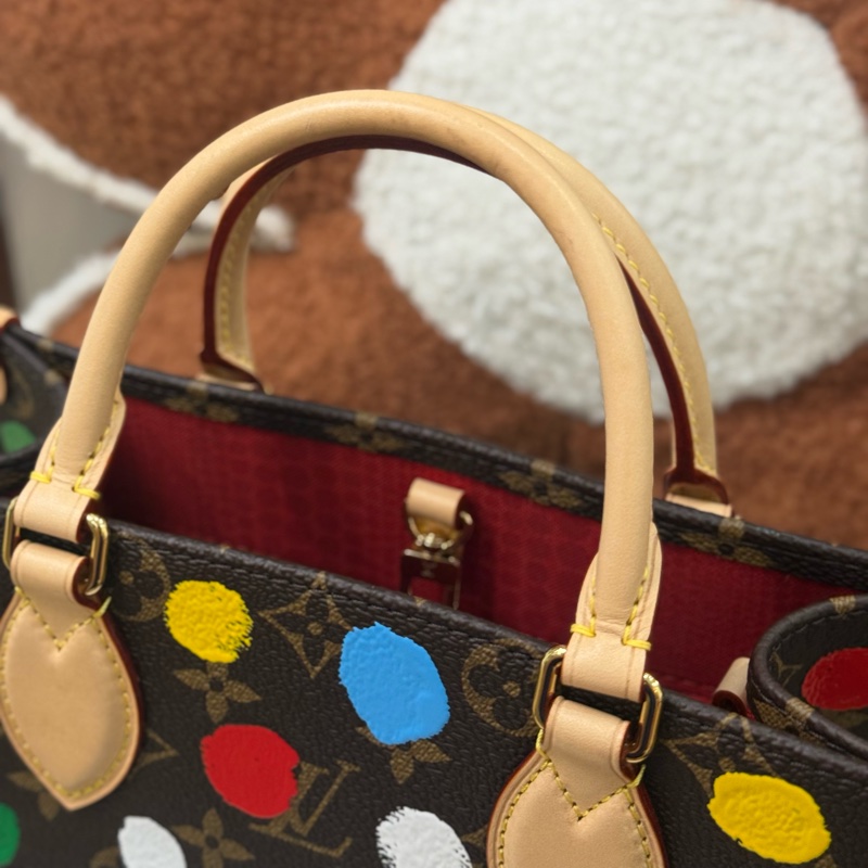 Lv on the go 草間彌生聯名 PM-6