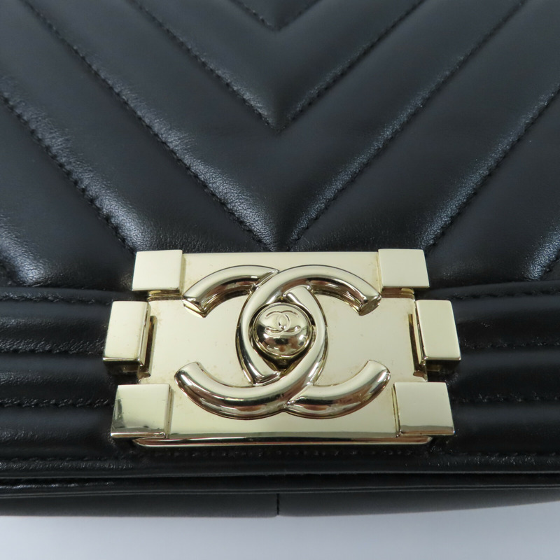 CHANEL 牛皮皮革Boy 25鏈帶肩背袋-8