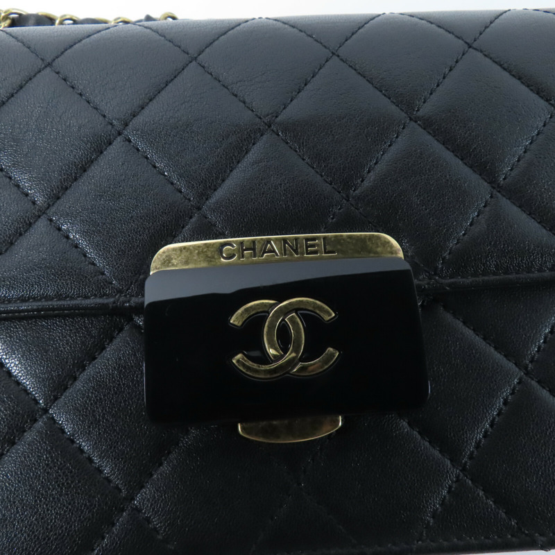CHANEL 牛皮皮革Beauty Lock Flap鏈帶肩背袋-8