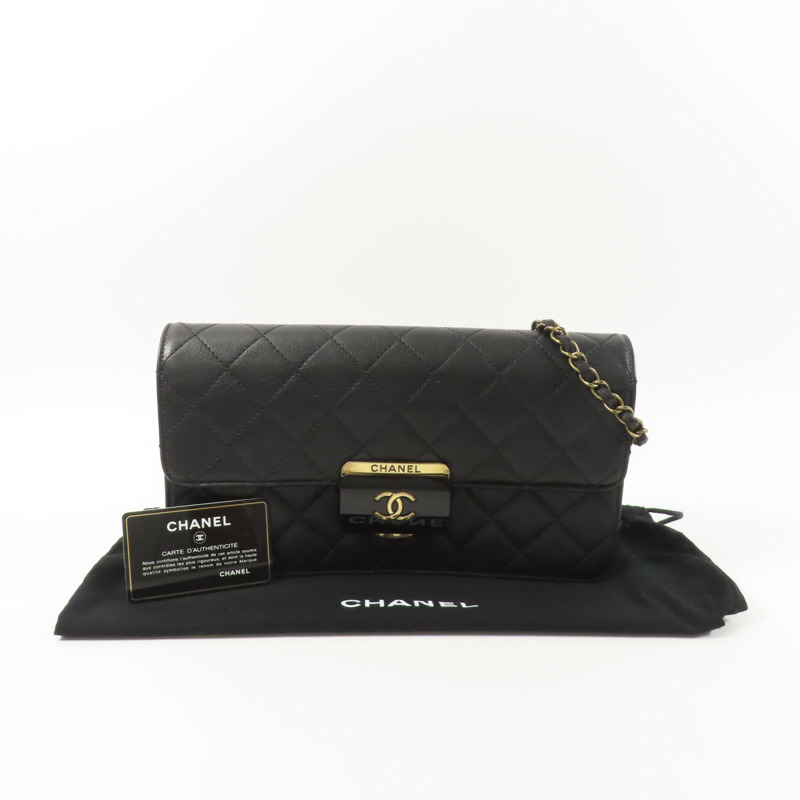 CHANEL 牛皮皮革Beauty Lock Flap鏈帶肩背袋-10