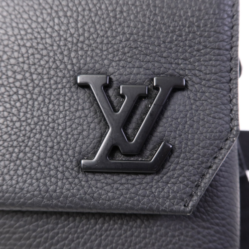 LOUIS VUITTON Aerogram Fastline Messenger肩背袋-6