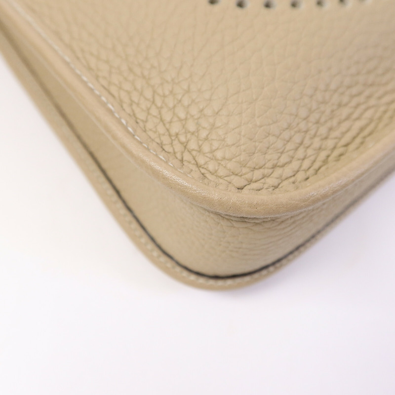 HERMES Clemence皮革Evelyne TPM肩背袋Trench/Blanc-10