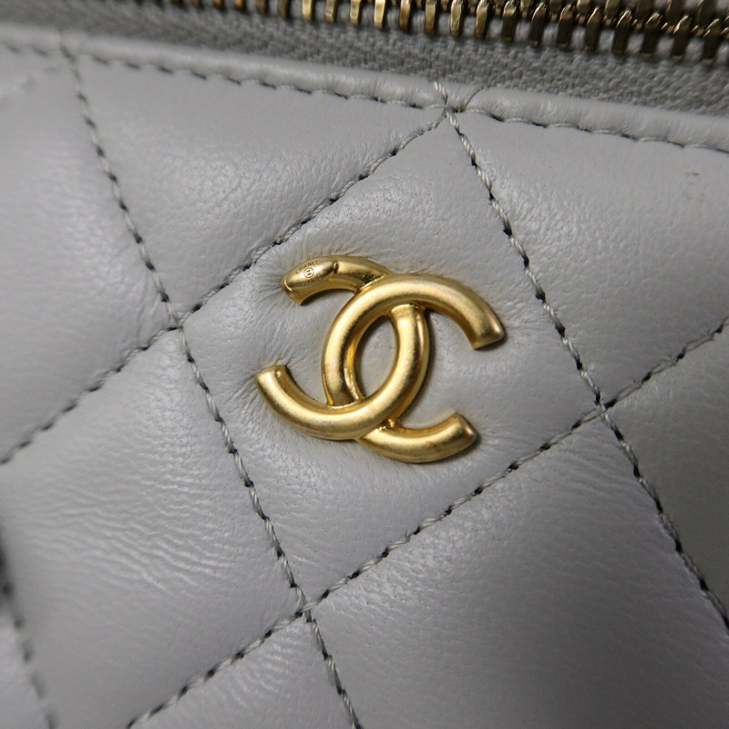 CHANEL 羊皮皮革Vanity Case鏈帶肩背袋-6