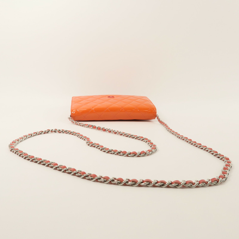 CHANEL 漆皮皮革WOC Wallet On Chain鏈帶肩背袋-9