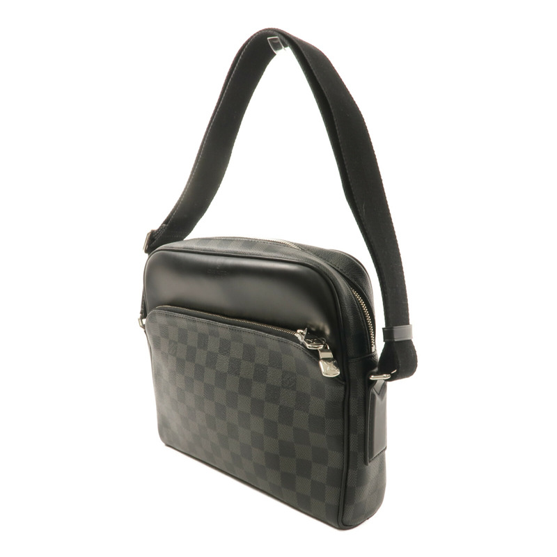 LOUIS VUITTON Damier Graphite Dayton Reporter Bag肩背袋-2