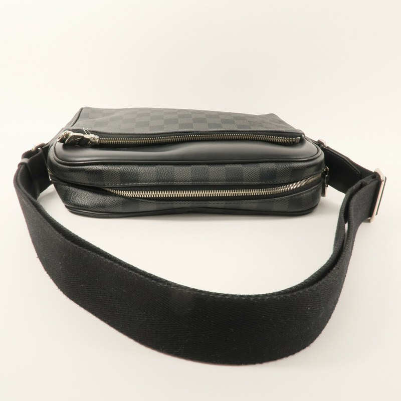 LOUIS VUITTON Damier Graphite Dayton Reporter Bag肩背袋-8