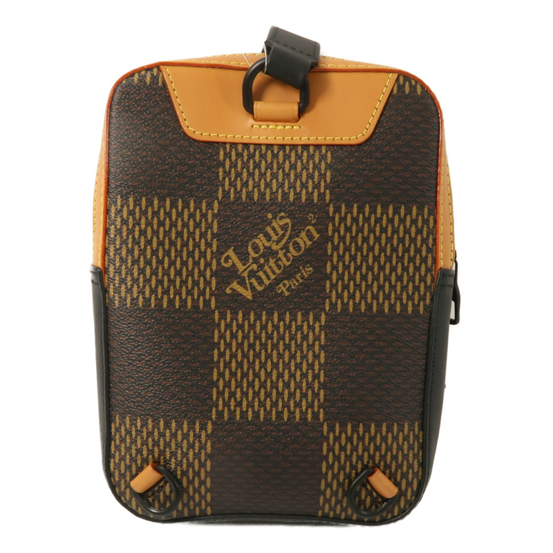 LOUIS VUITTON Damier Giant LV×NIGO Amazon Sling Bag肩背袋-1