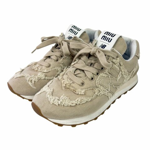 MIU MIU 聯乘 New Balance 574 運動鞋