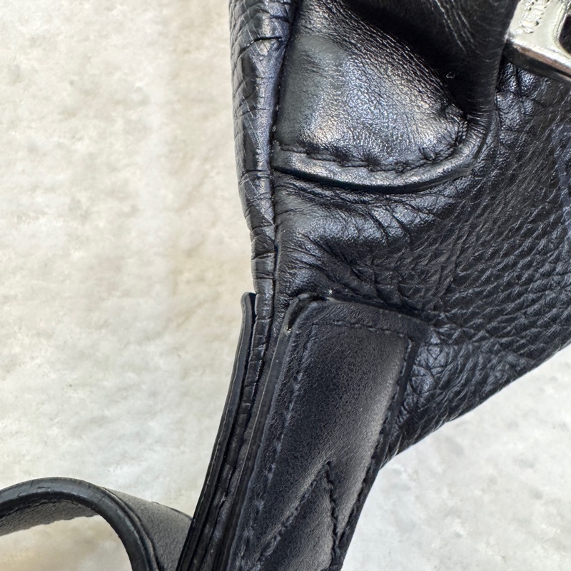 Discovery腰包 Louis Vuitton 路易威登 黑色 Taurillon Shadow壓紋牛皮 腰包 胸包 斜背包 M57289-12