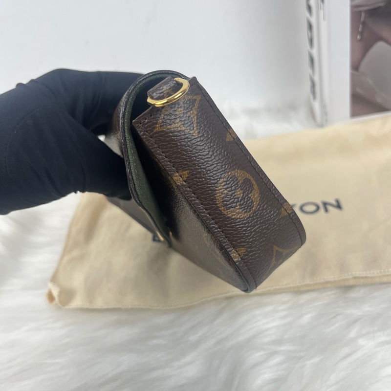 lv新款三合一-4
