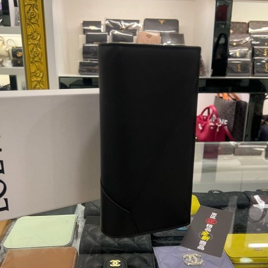 東區正精品㊣LOEWE PUZZLE C510978X07 全新黑色牛皮拼接全皮對開16卡銀釦拉鍊零錢袋長夾皮夾 RZ6402-9