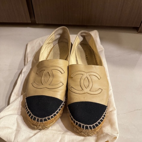 Chanel 膚色漁夫鞋