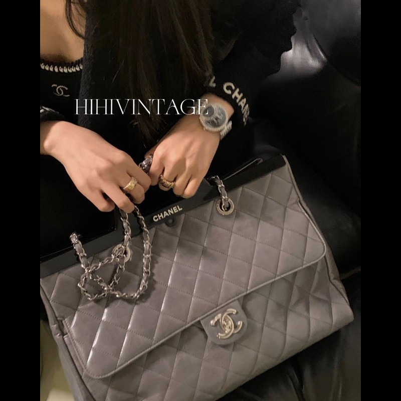 Chanel 香奈兒 秀款 灰色仿舊小牛皮 衣架包 手提肩背包-4