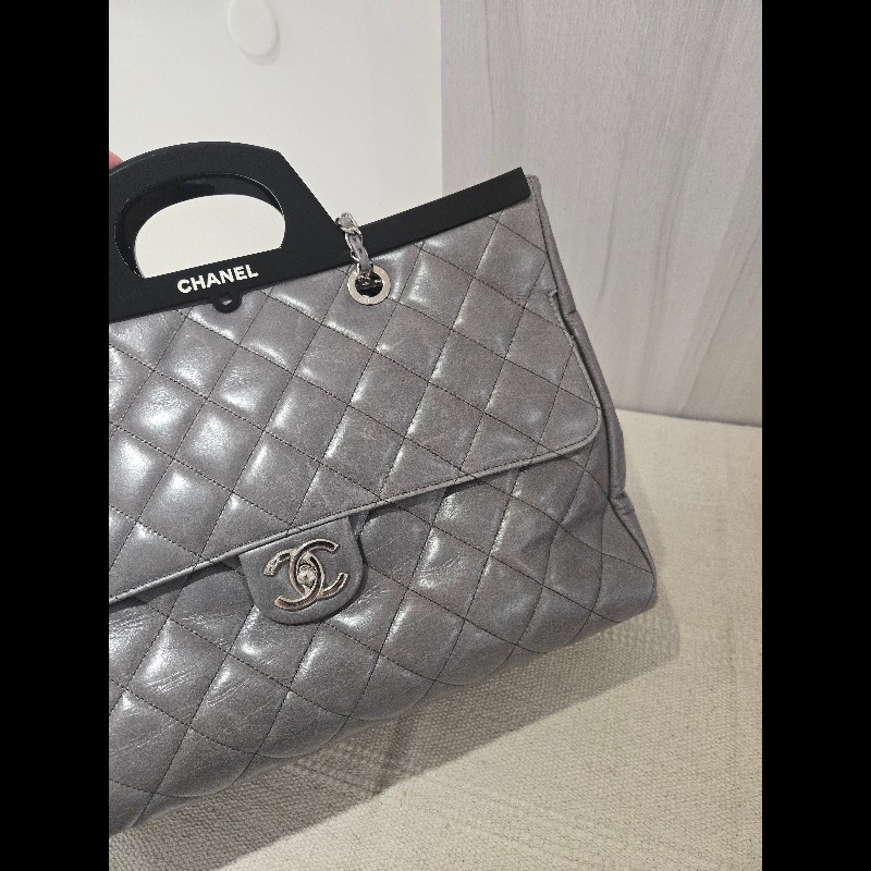 Chanel 香奈兒 秀款 灰色仿舊小牛皮 衣架包 手提肩背包-9
