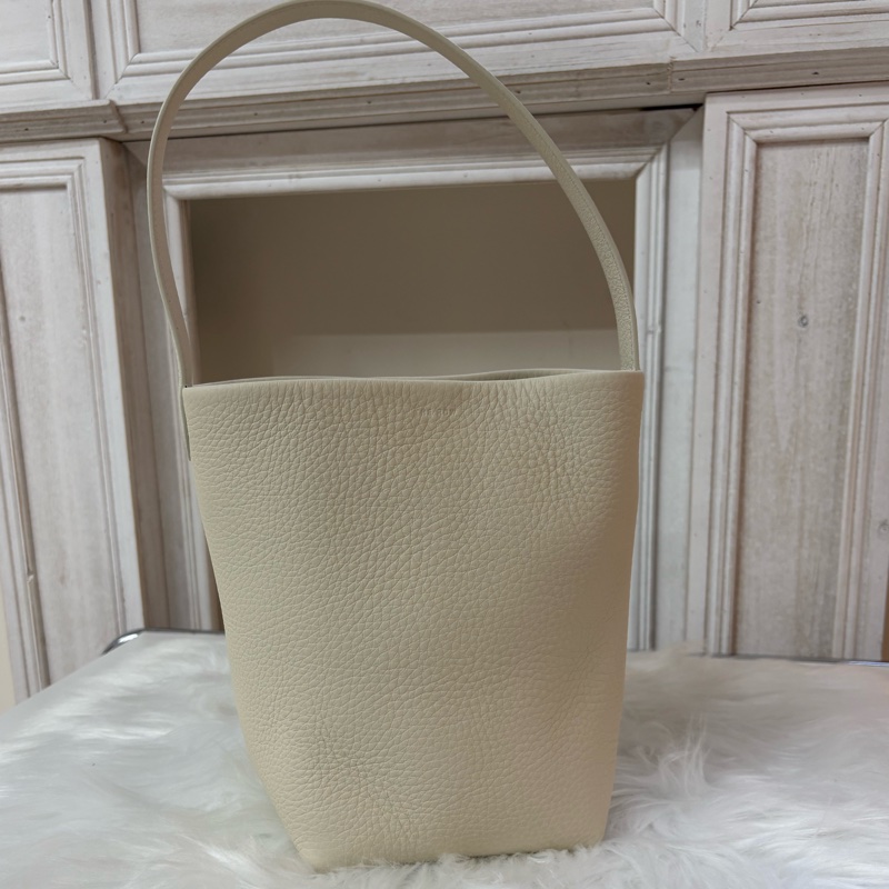 The Row N/S Park Tote Bag 小號 皮革托特包水桶包象牙白-0