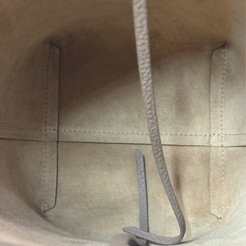 The Row N/S Park Tote Bag 小號 皮革托特水桶包 大象灰-2