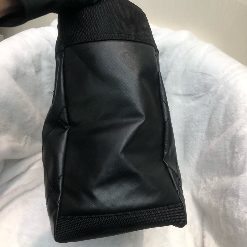 Chanel 黑色塗層帆布Tote XC487-3