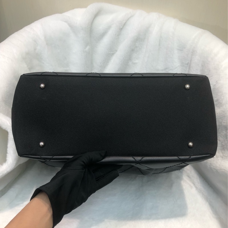 Chanel 黑色塗層帆布Tote XC487-4