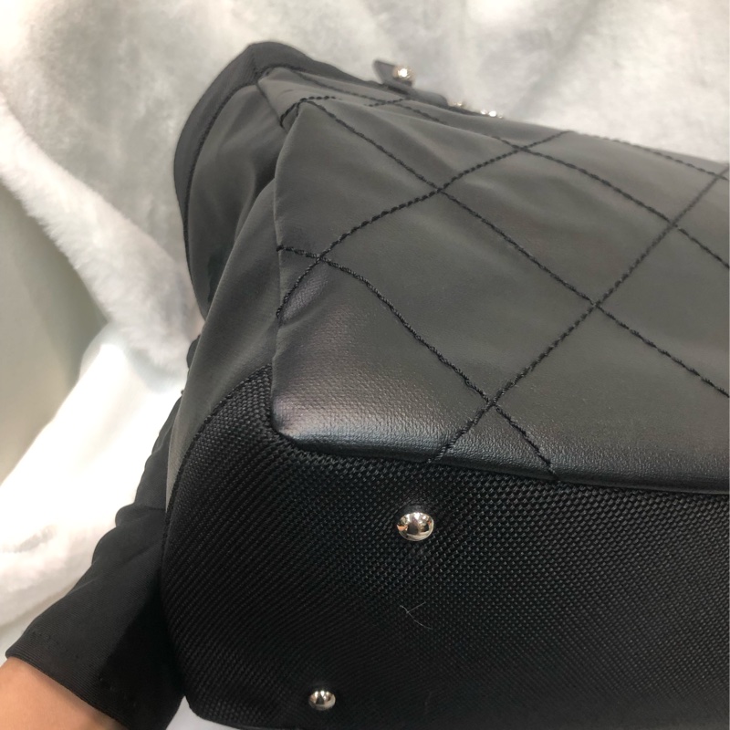 Chanel 黑色塗層帆布Tote XC487-9