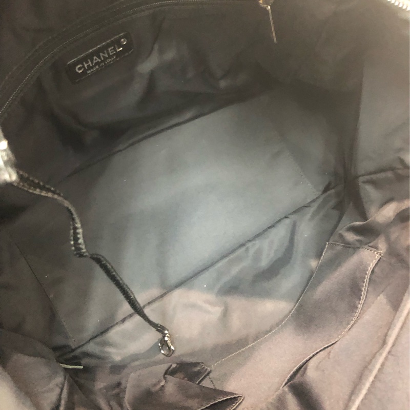 Chanel 黑色塗層帆布Tote XC487-14
