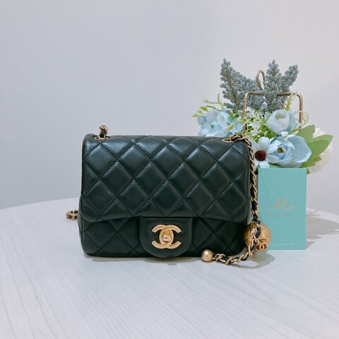 TK2042	Chanel 香奈兒迷你方胖子連金球包包 17cm Mini Square Flap Bag With Gold Ball Lambskin