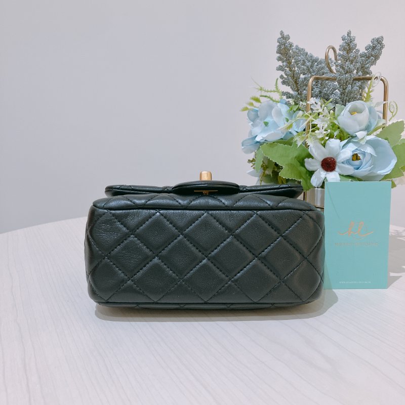 TK2042	Chanel 香奈兒迷你方胖子連金球包包 17cm Mini Square Flap Bag With Gold Ball Lambskin-4