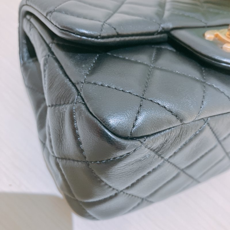 TK2042	Chanel 香奈兒迷你方胖子連金球包包 17cm Mini Square Flap Bag With Gold Ball Lambskin-18
