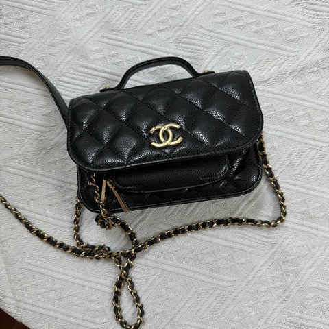 Chanel 22b 郵差包 迷你款