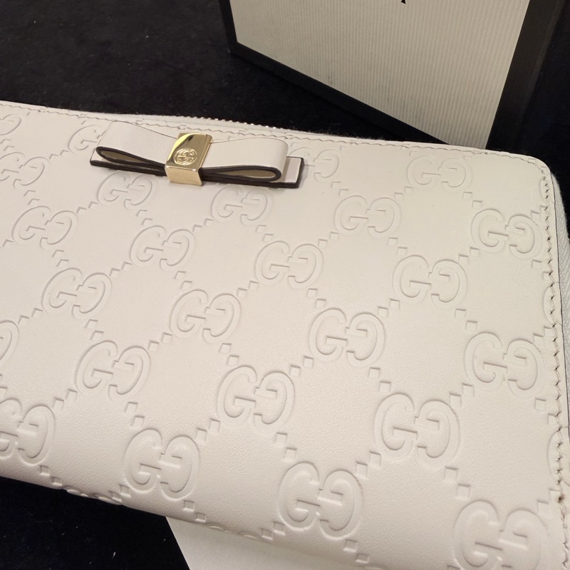 全新Gucci 蝴蝶結白色logo滿版12卡長夾-6