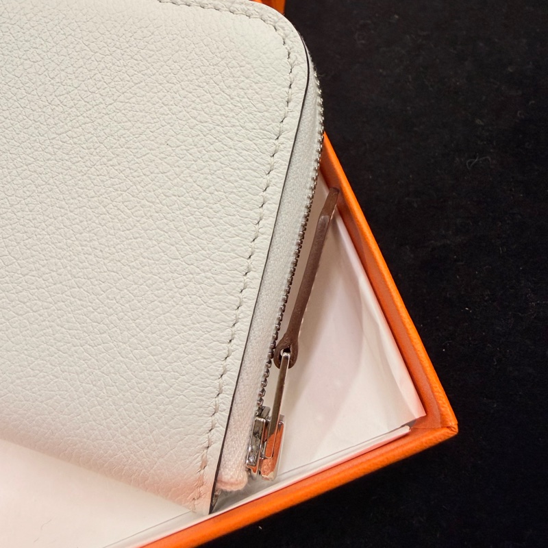 全新Hermes 白evercolor牛皮絲巾零錢包-14