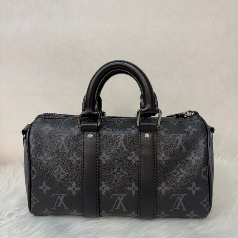 LV M46271 黑花 銀釦 手提包 斜背包 Keepall Bandoulière 25-3