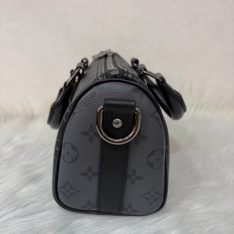 LV M46271 黑花 銀釦 手提包 斜背包 Keepall Bandoulière 25-4