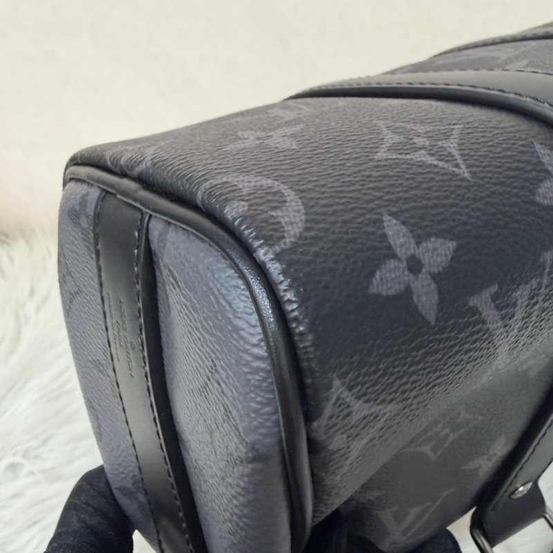 LV M46271 黑花 銀釦 手提包 斜背包 Keepall Bandoulière 25-8