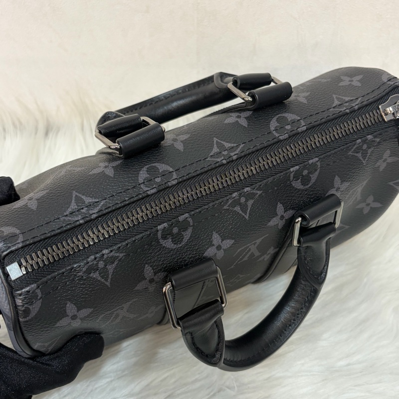 LV M46271 黑花 銀釦 手提包 斜背包 Keepall Bandoulière 25-24