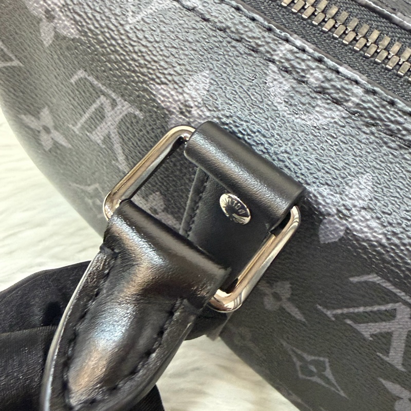 LV M46271 黑花 銀釦 手提包 斜背包 Keepall Bandoulière 25-32